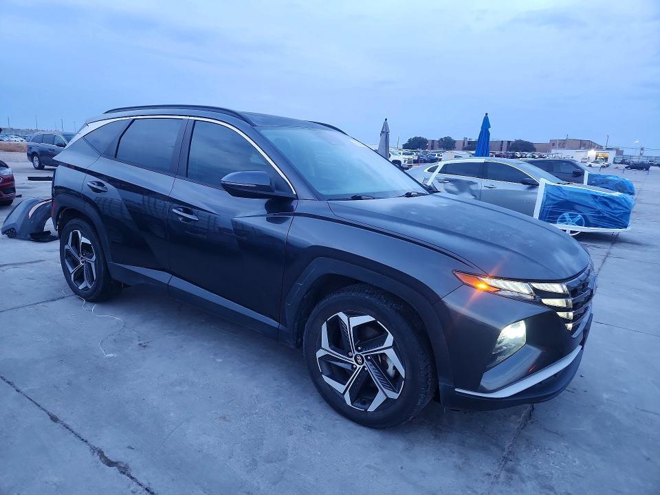 2022 Hyundai Tucson sel