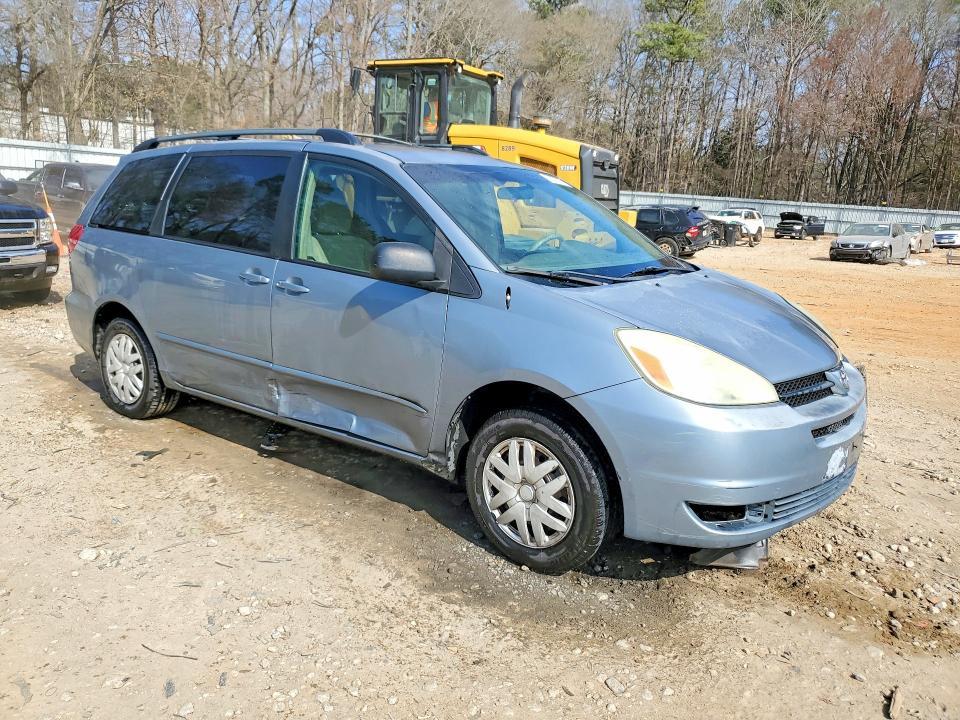 2004 Toyota Sienna le 7 Passenger