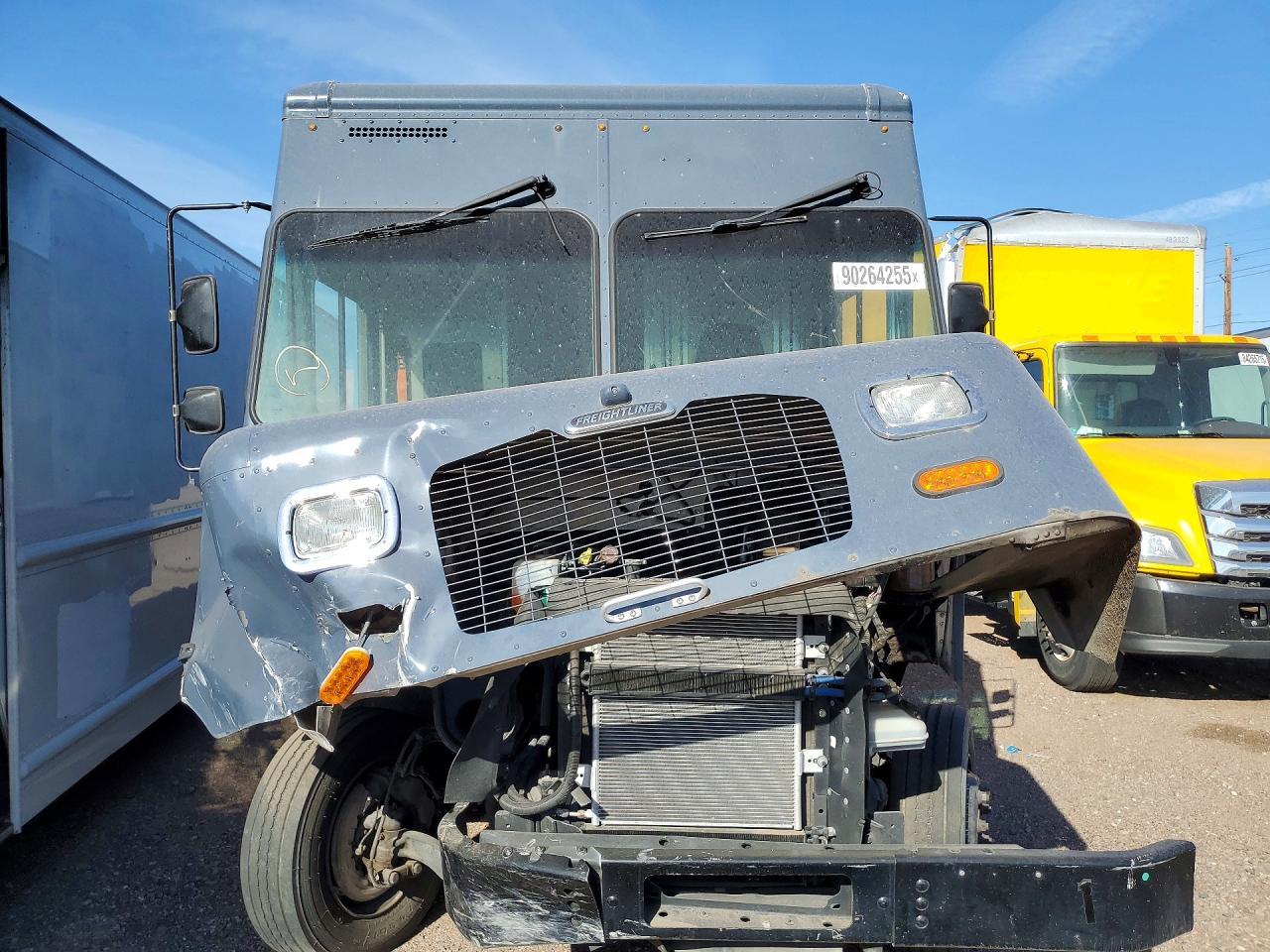 2020 Freigliner 2020 Freightliner MT 45G Delivery Van