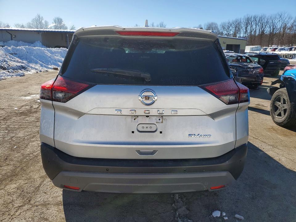 2021 Nissan Rogue sv
