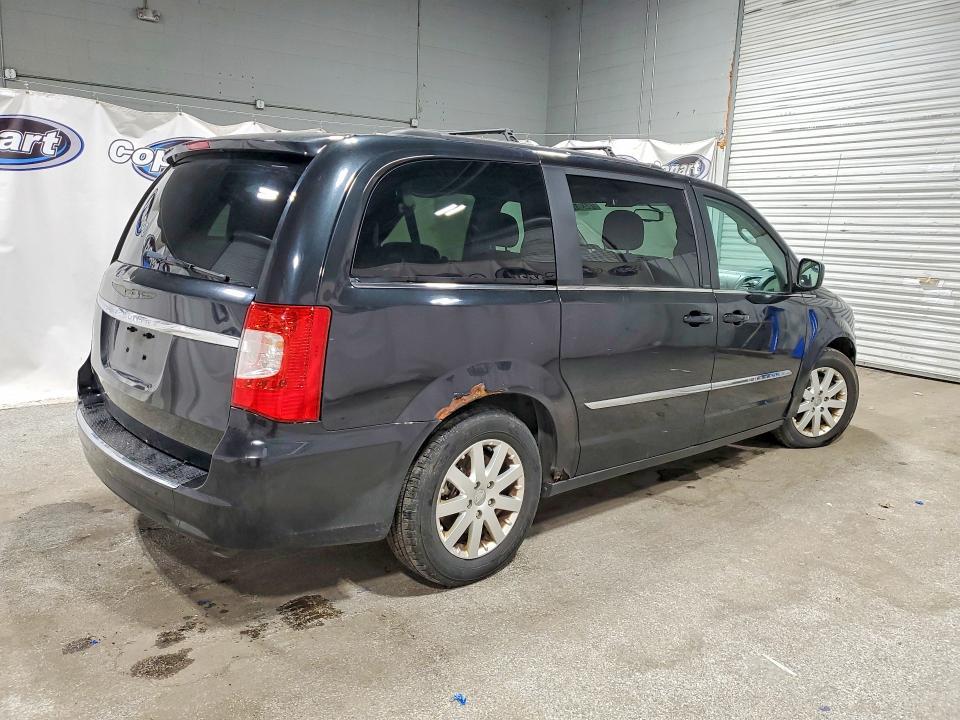 2013 Chrysler Town & Country Touring