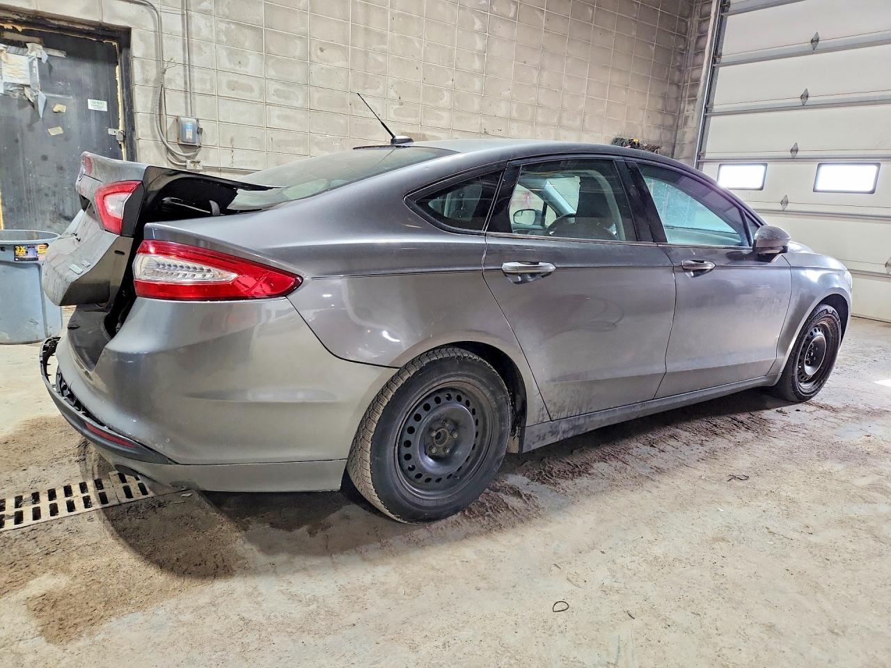 2013 Ford Fusion s