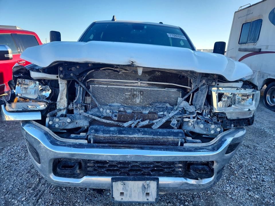 2021 Dodge Ram 2500 Flatbed Truck