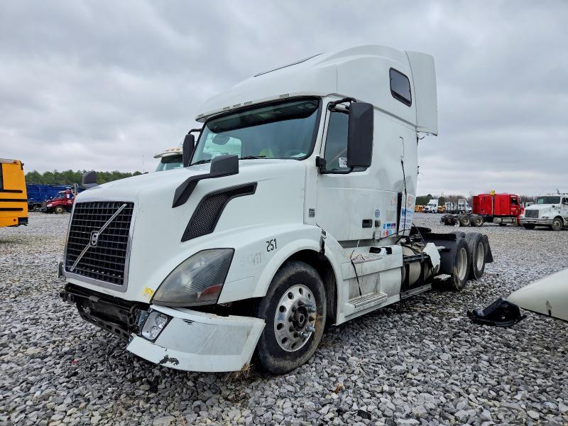 2014 Volvo Vnl Semi Truck