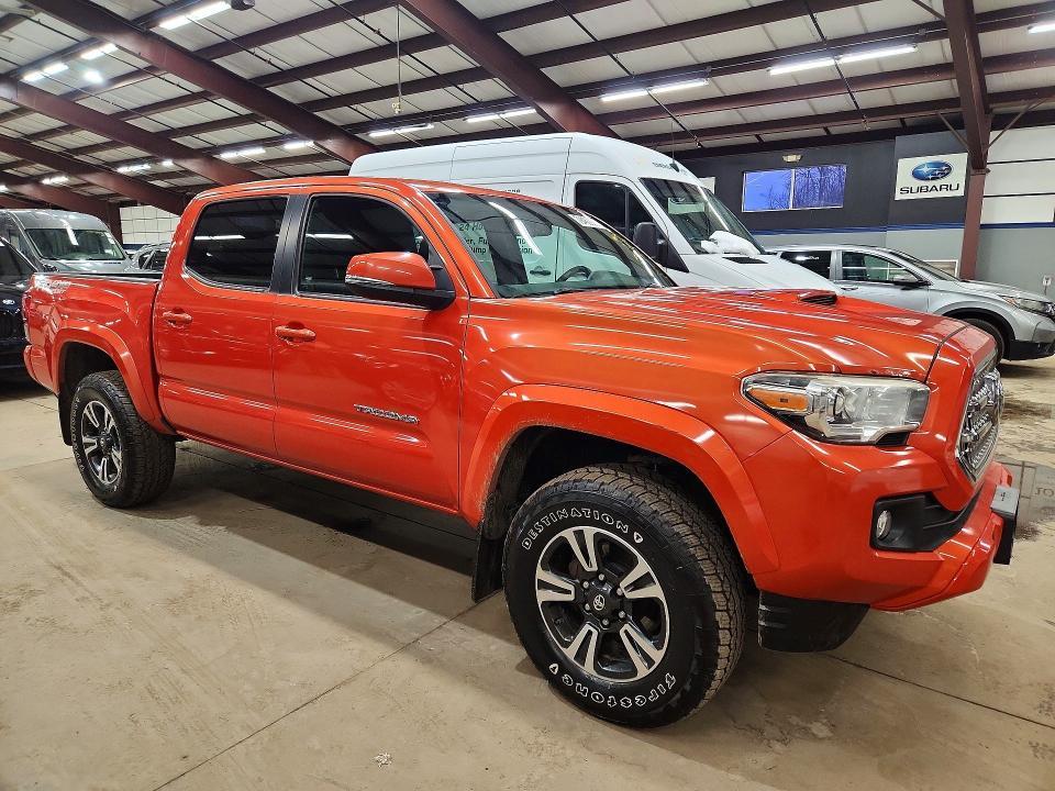 2016 Toyota Tacoma trd Sport