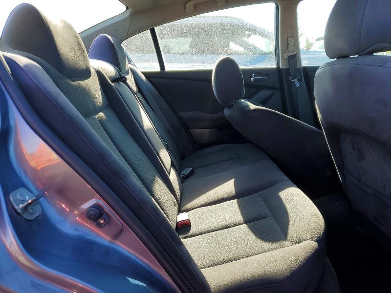 2011 Nissan Altima Base