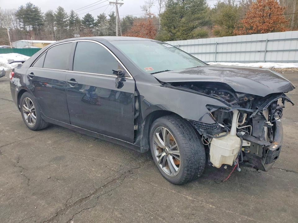 2011 Toyota Camry le
