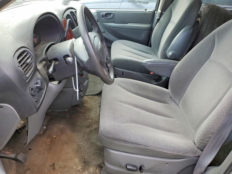 2005 Chrysler Town & Country lx