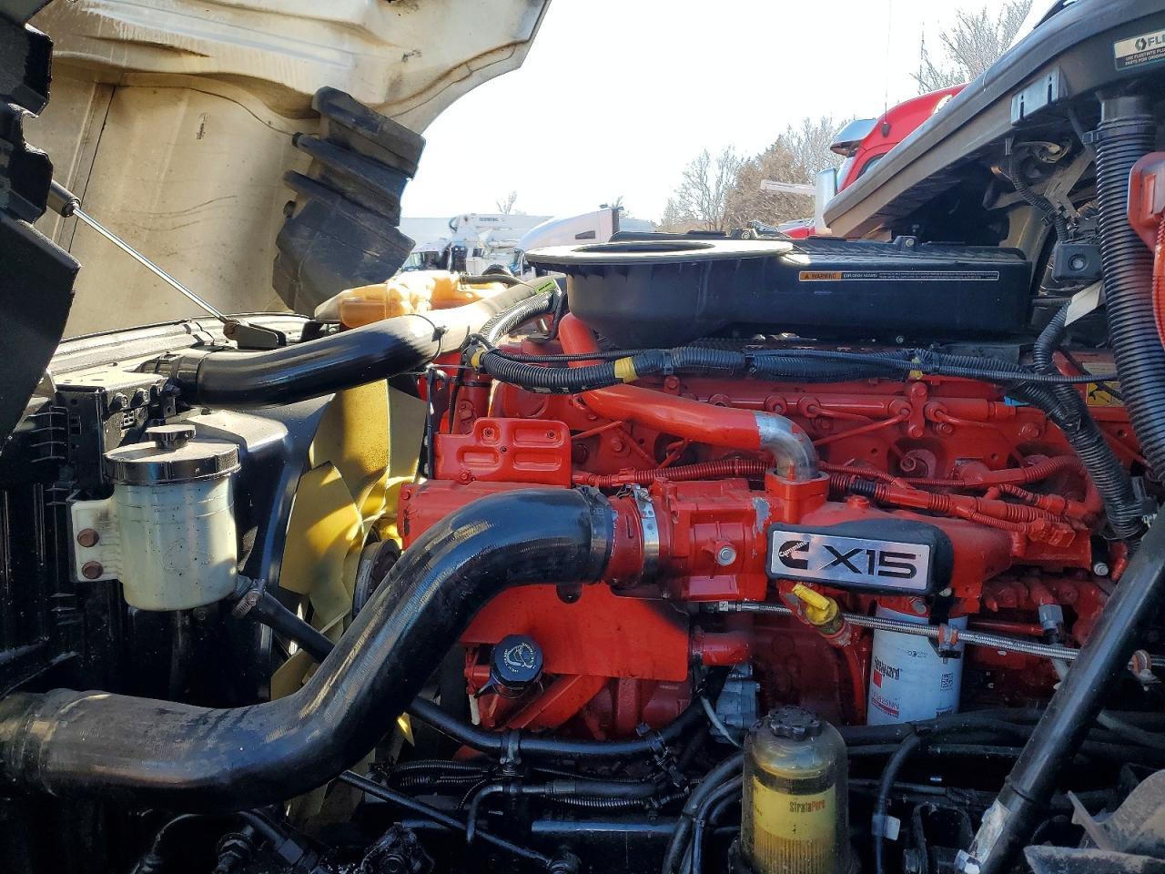 2022 International LT625 Semi Truck
