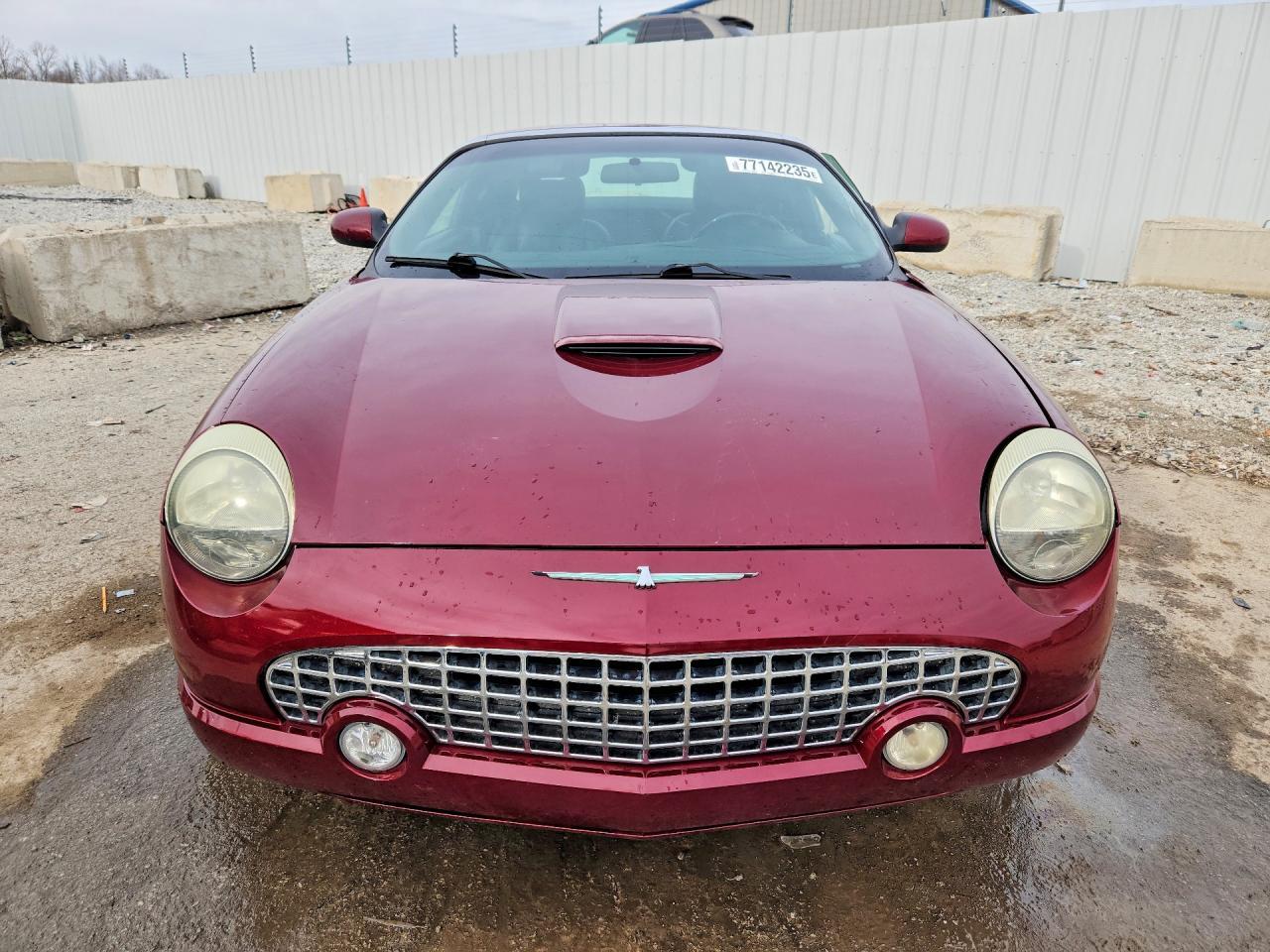2004 Ford Thunderbird