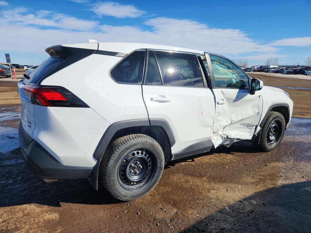 2023 Toyota Rav4 le