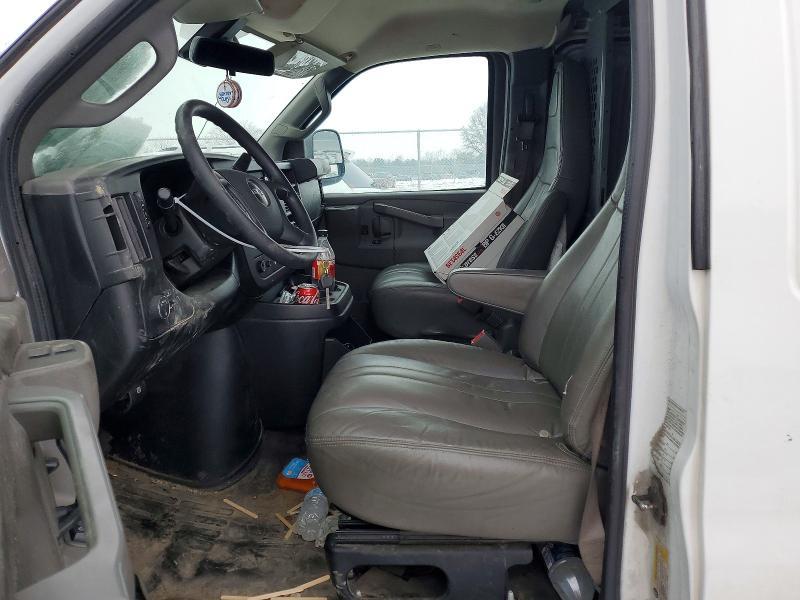 2020 GMC Savana 2500 Cargo Delivery van