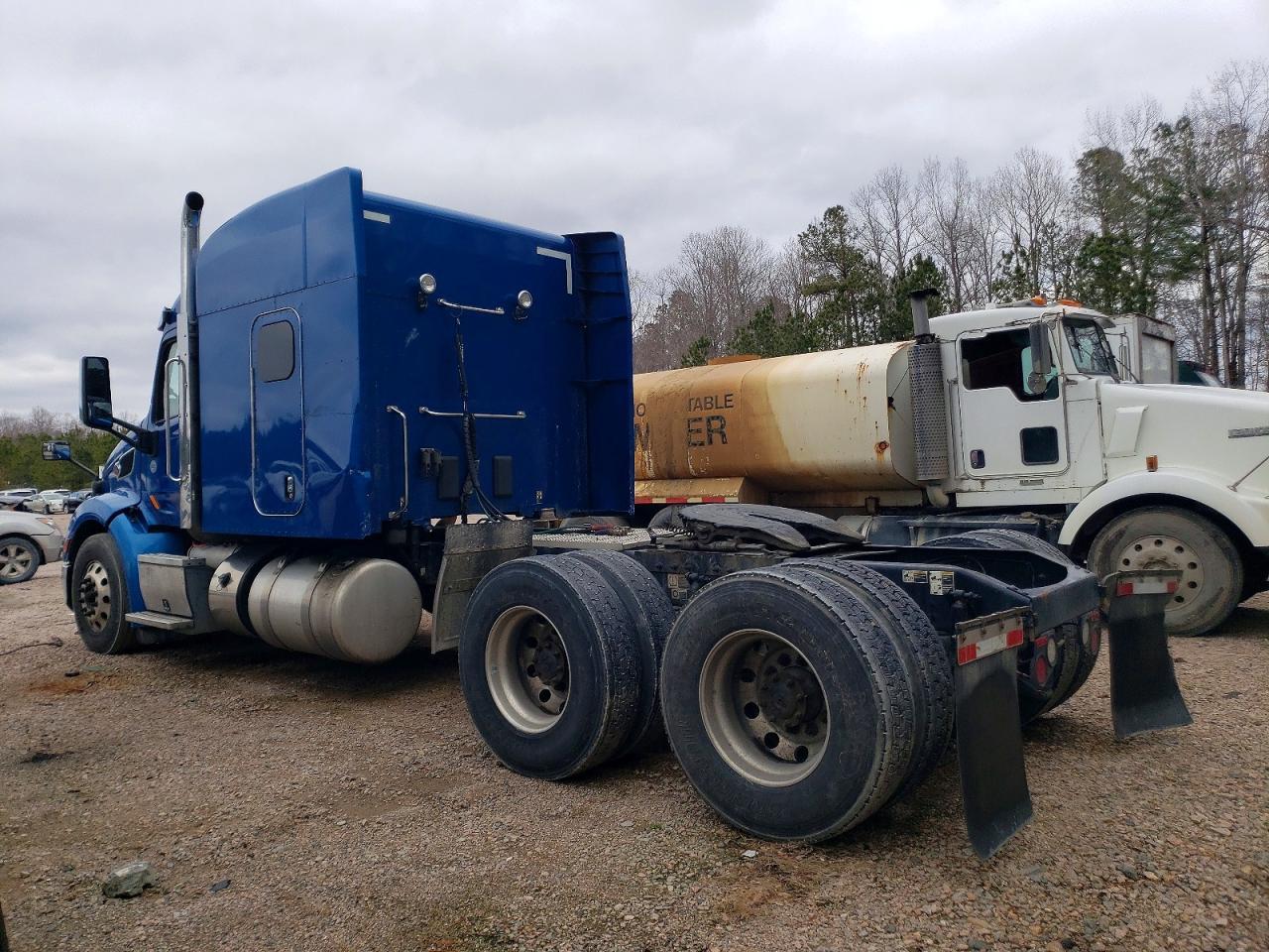 2020 Peterbilt 579 Semi Truck
