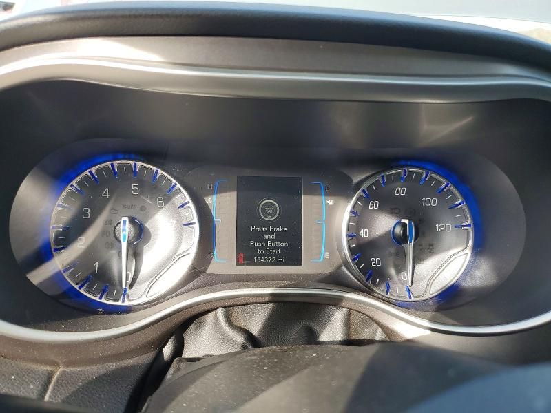 2020 Chrysler Pacifica Touring l