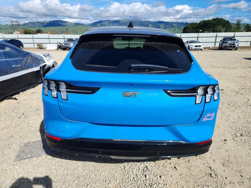 2023 Ford Mustang Mach-e gt