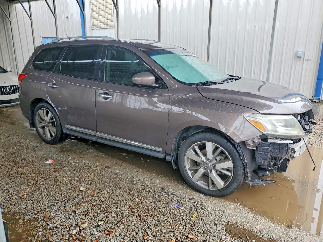 2015 Niss Pathfinder