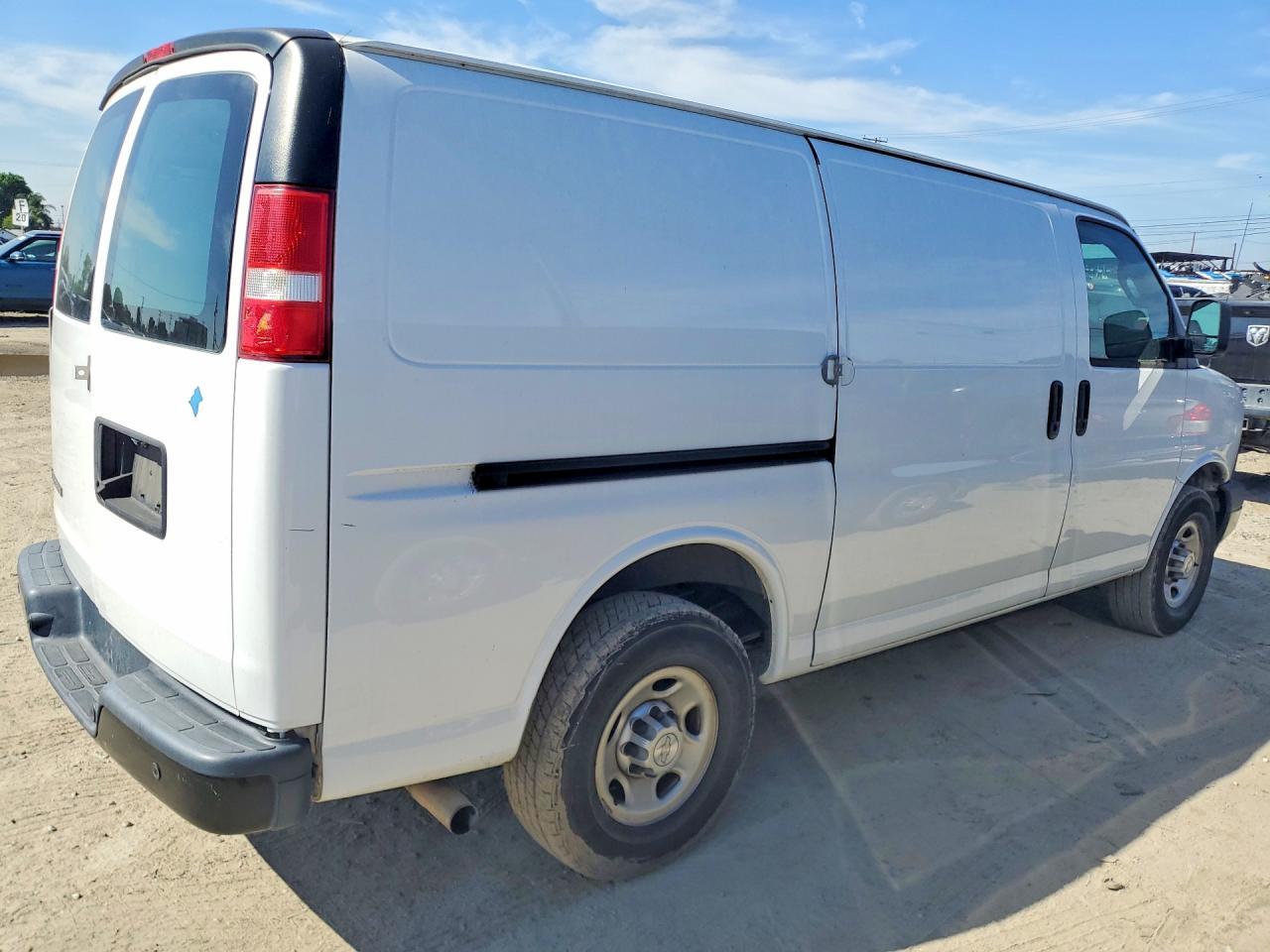 2018 Chevrolet Express 2500 Utility / Service Van