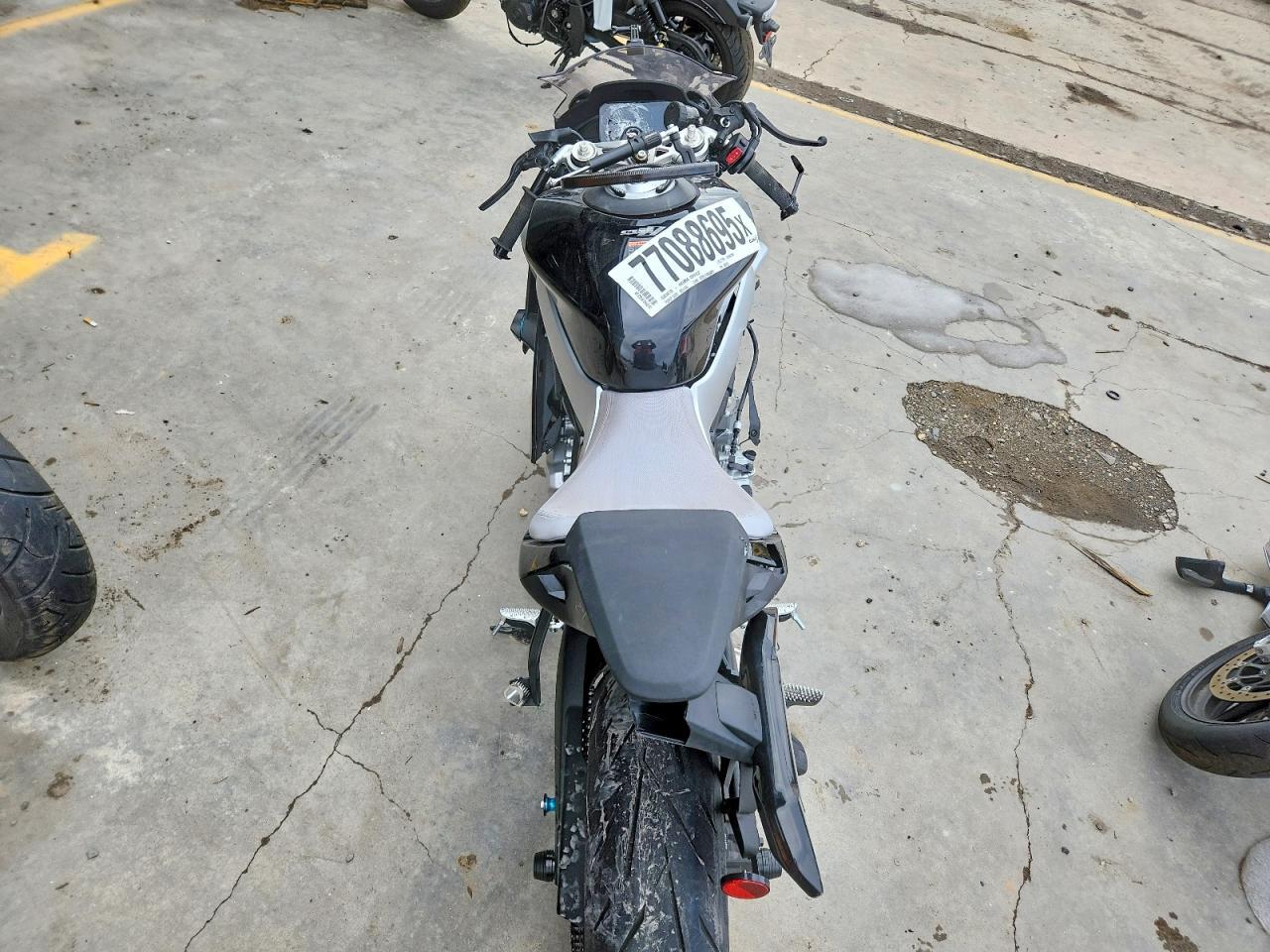 2025 Cf Moto 675SS