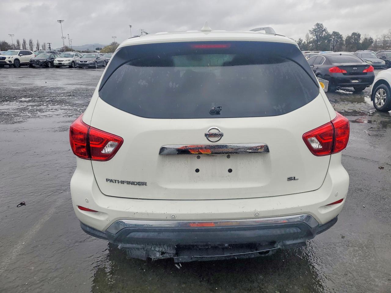 2019 Nissan Pathfinder s