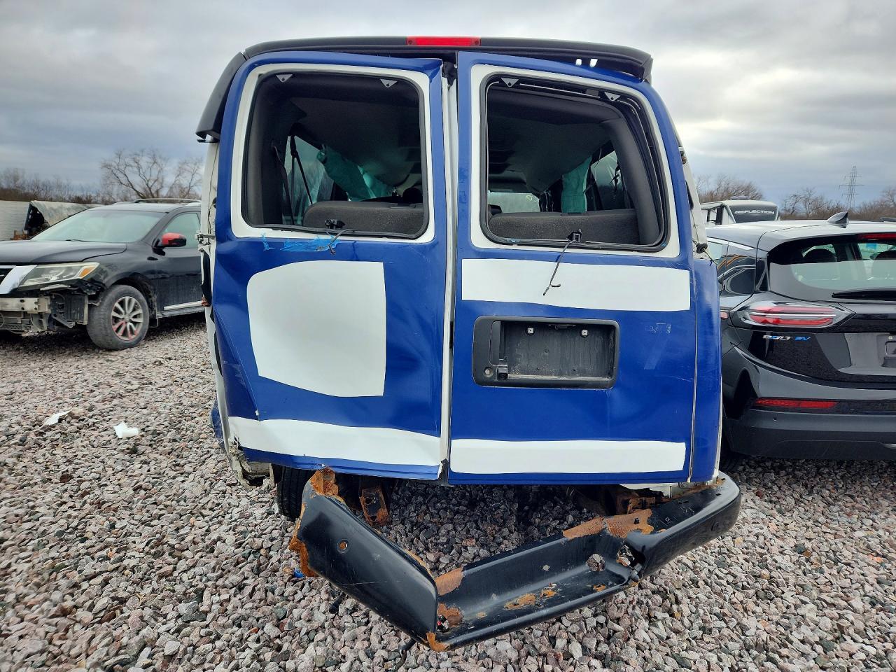 2017 Chevrolet Express G3500 ls