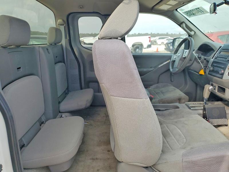 2015 Nissan Frontier S
