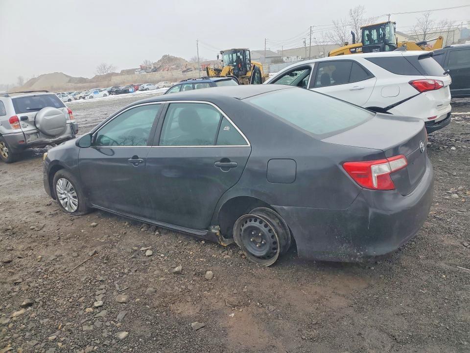2013 Toyota Camry Hybrid