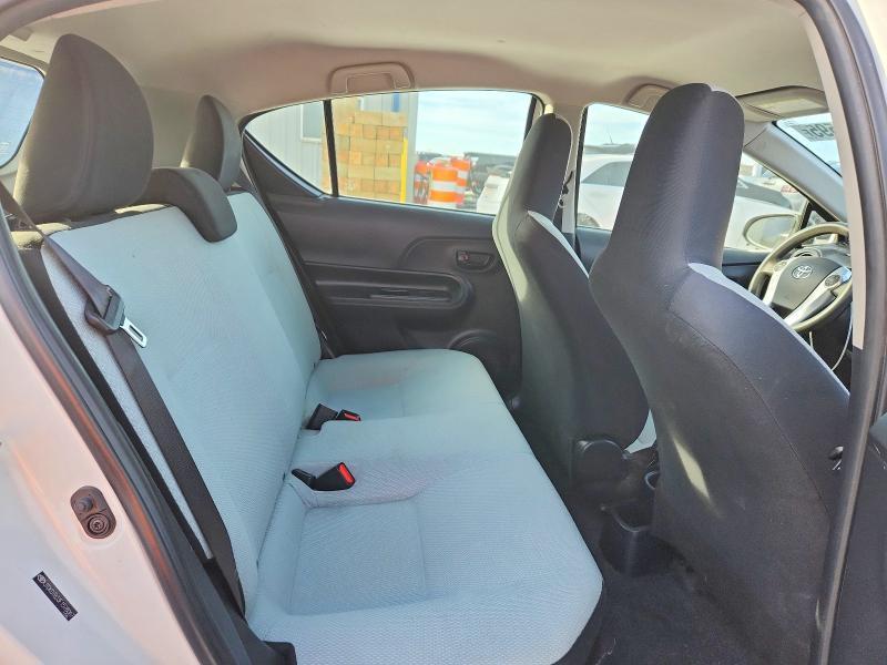 2015 Toyota Prius c one