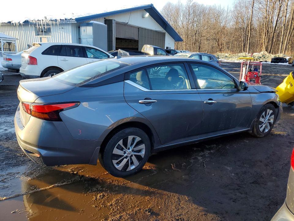 2020 Nissan Altima s