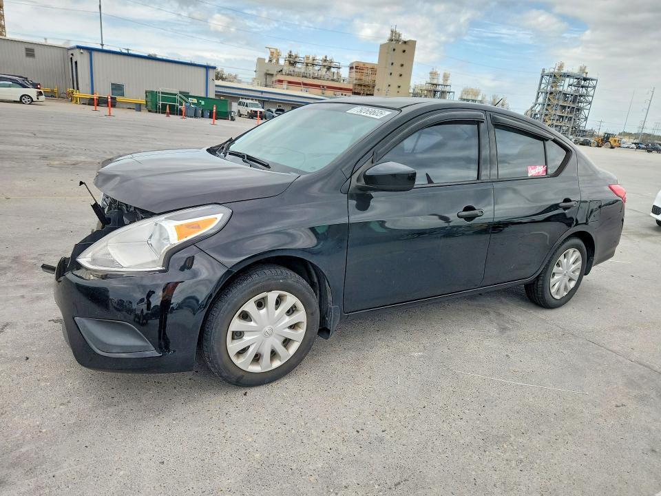 2016 Nissan Versa 1.6 s