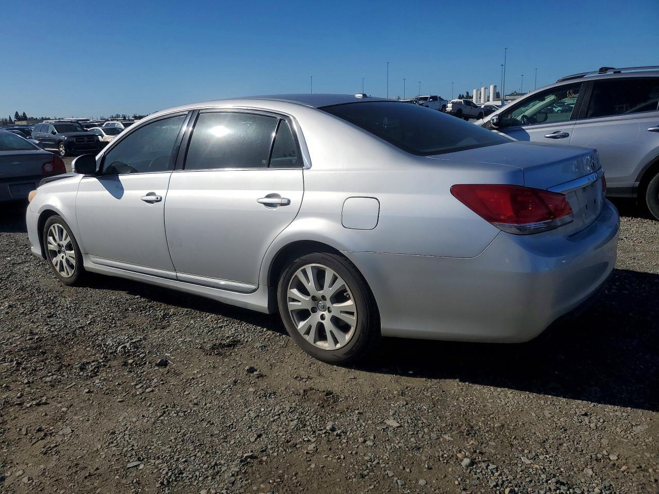 2012 Toyota Avalon Base