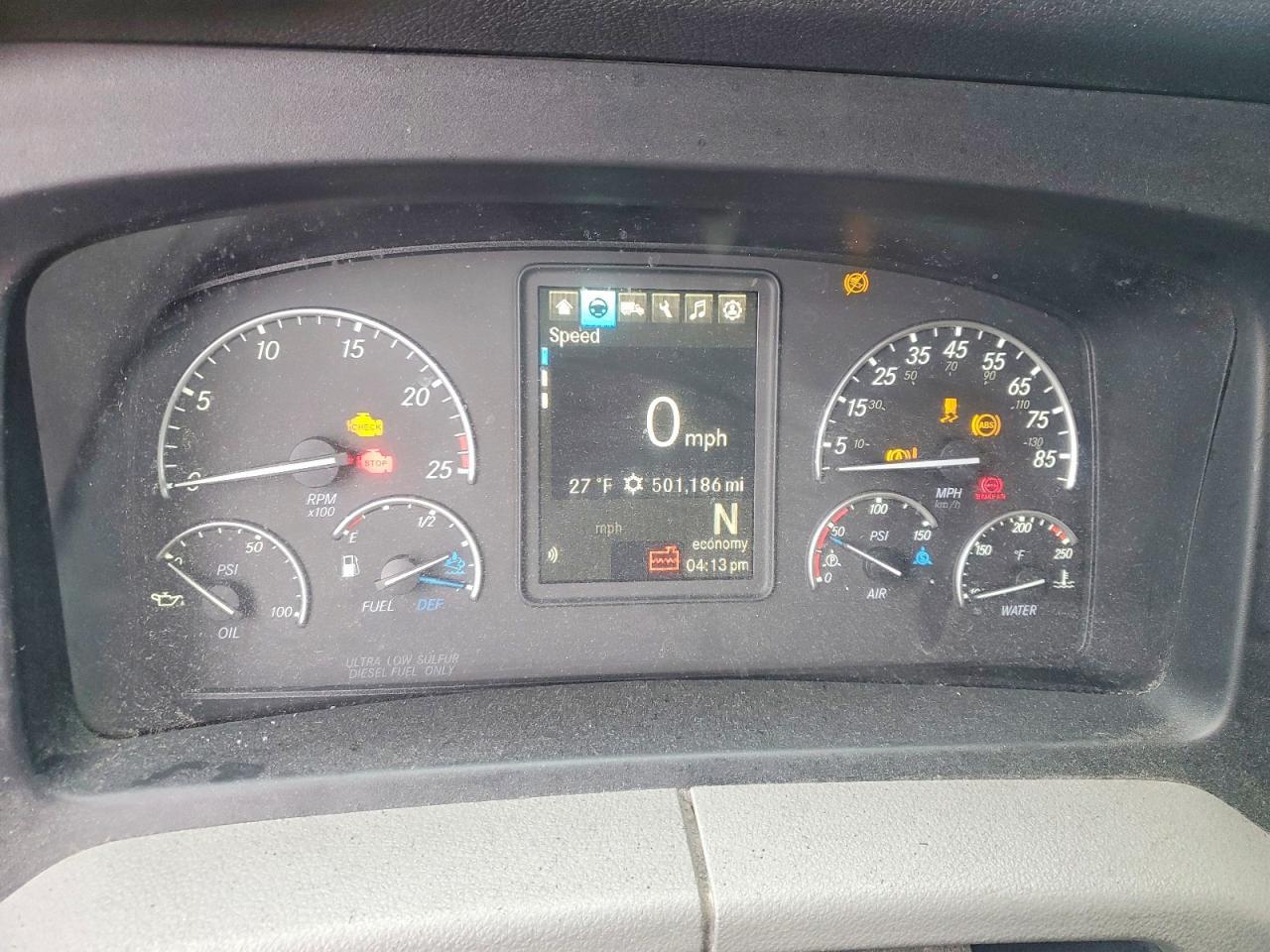 2022 Freigliner 2022 Freightliner Cascadia 126 Semi Truck