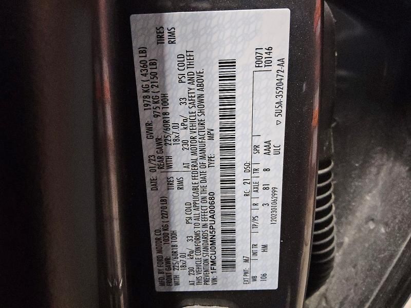 2023 Ford Escape st Line