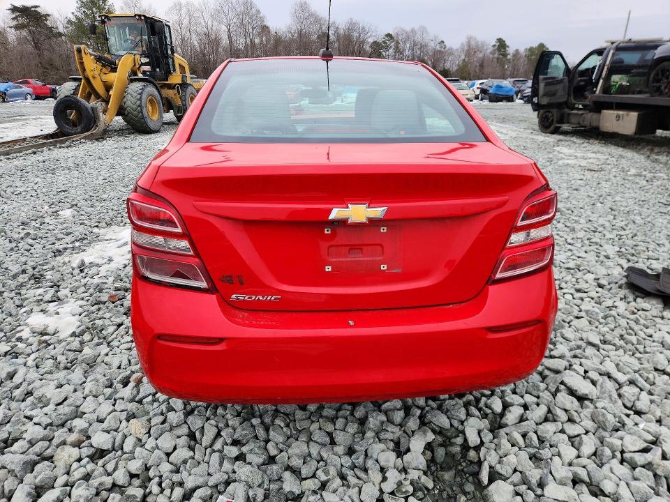 2017 Chev Sonic