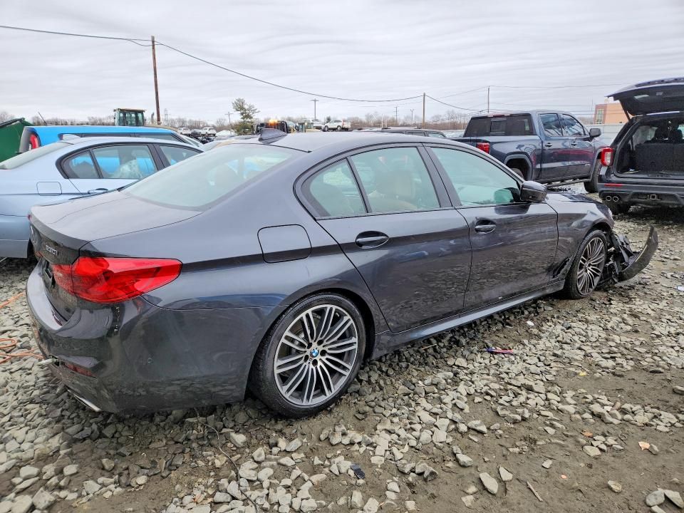 2019 BMW 530 xi