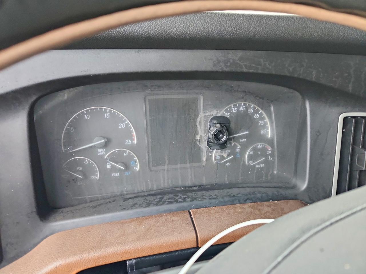 2020 Freightliner Cascadia 126 Semi Truck