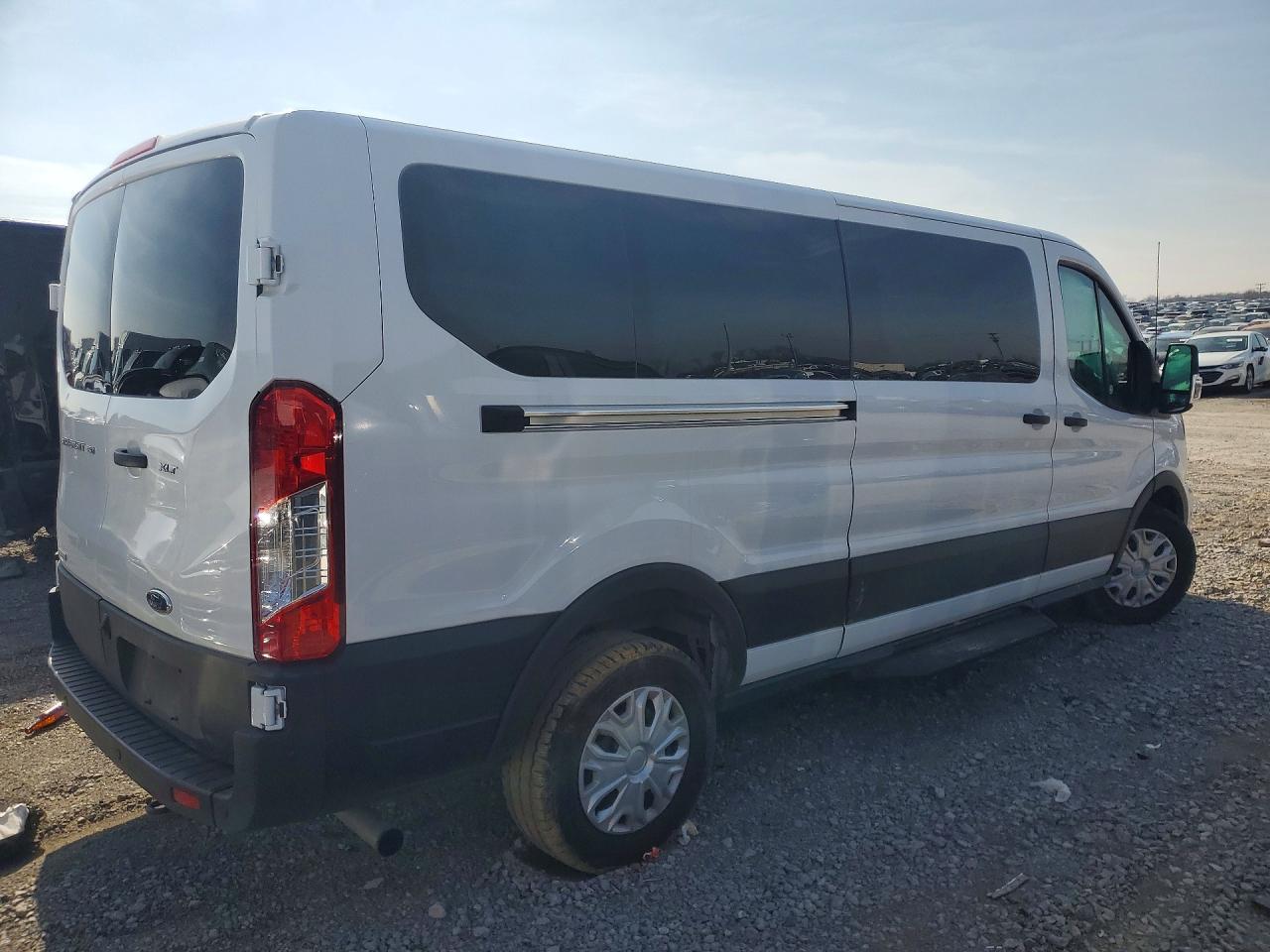2025 Ford Transit T-350