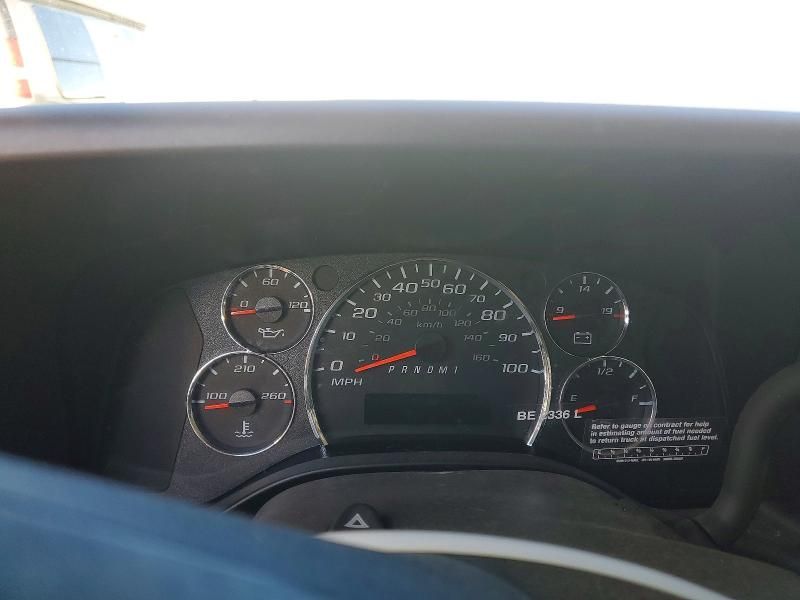 2025 Chevrolet Express G2500