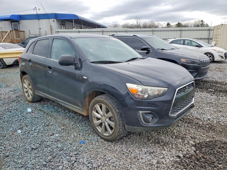 2014 Mitsubishi Outlander Sport se