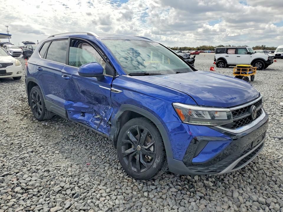 2023 Volkswagen Taos se
