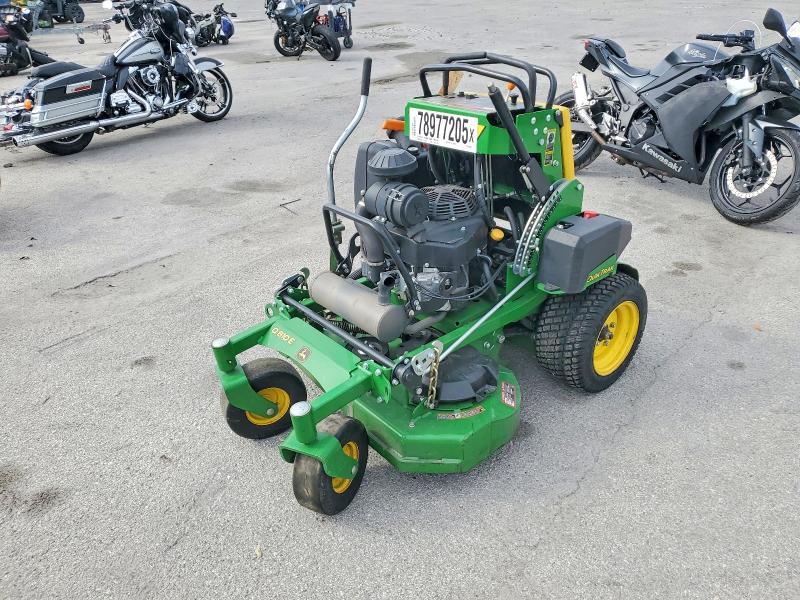 2025 John Deere 810E 36 DK Commercial Turf Mower