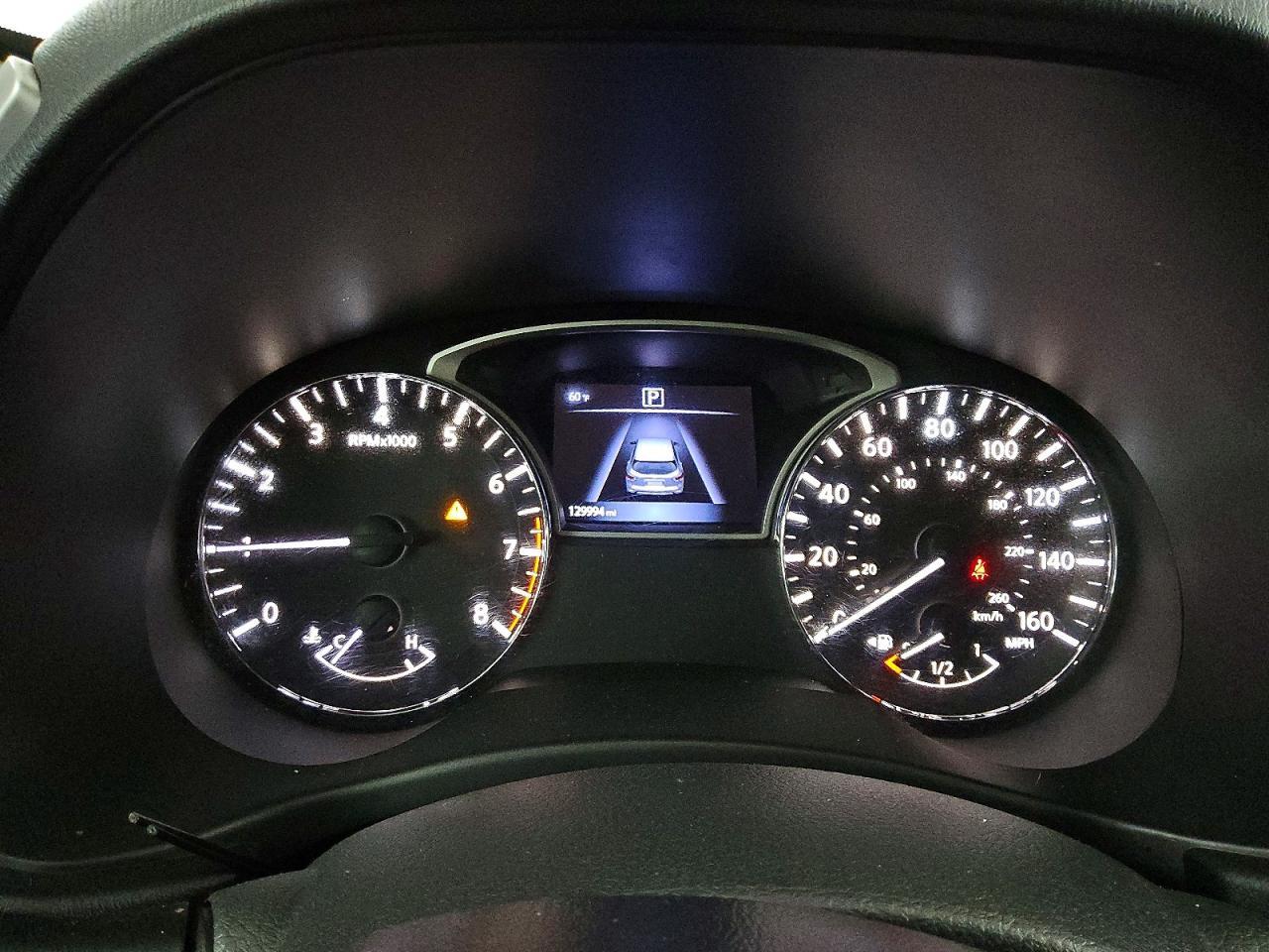 2017 Nissan Pathfinder sv