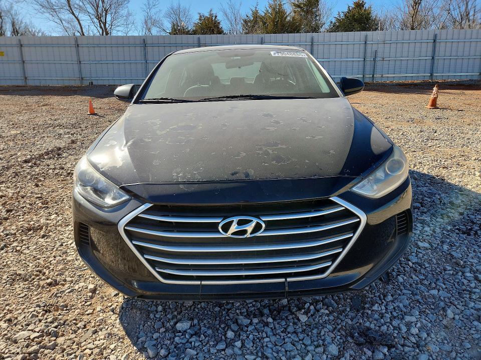 2018 Hyundai Elantra se
