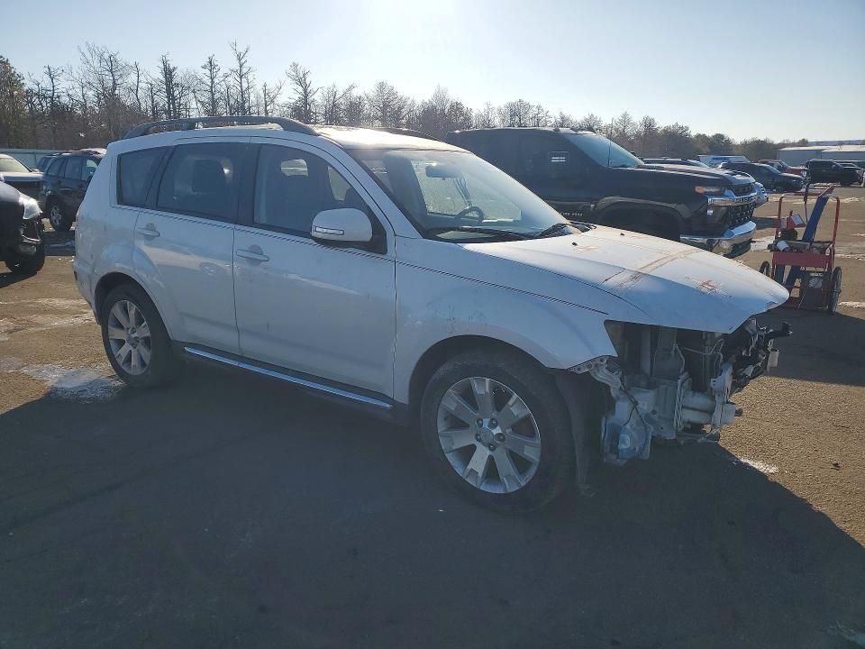 2012 Mitsubishi Outlander se