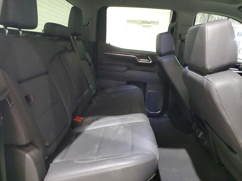 2025 GMC Sierra C1500 SLT