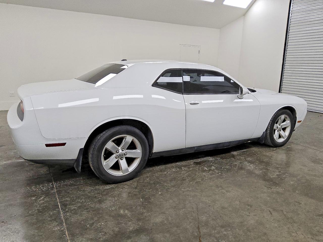 2014 Dodge Challenger sxt