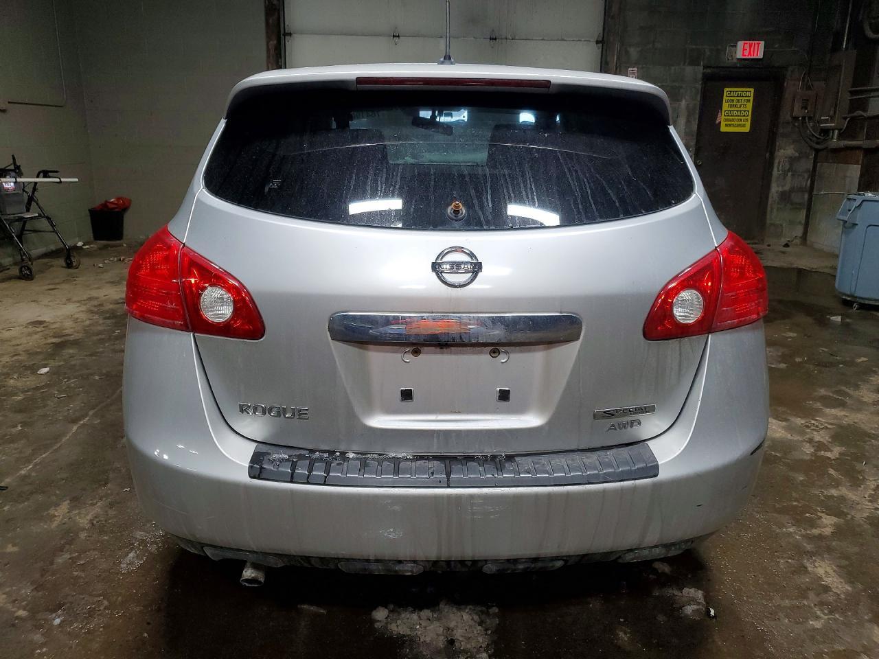 2012 Nissan Rogue s