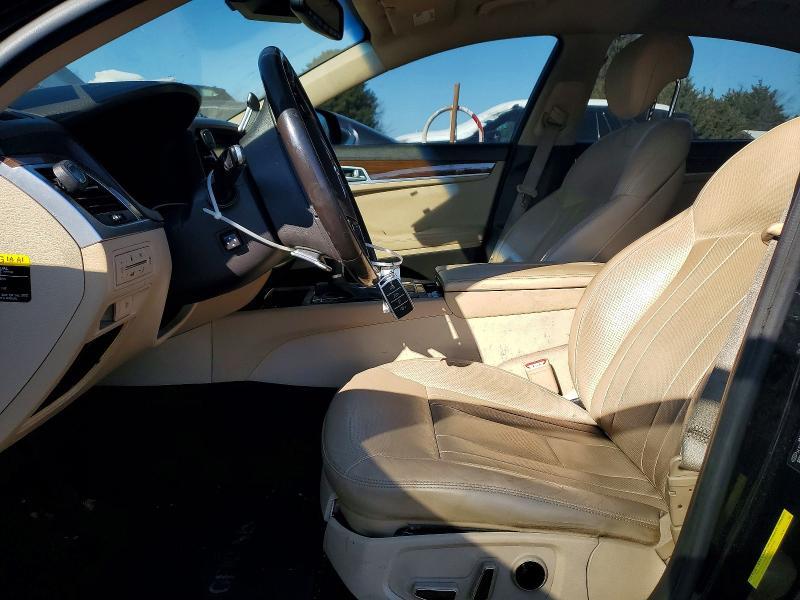 2017 Genesis G80 Base