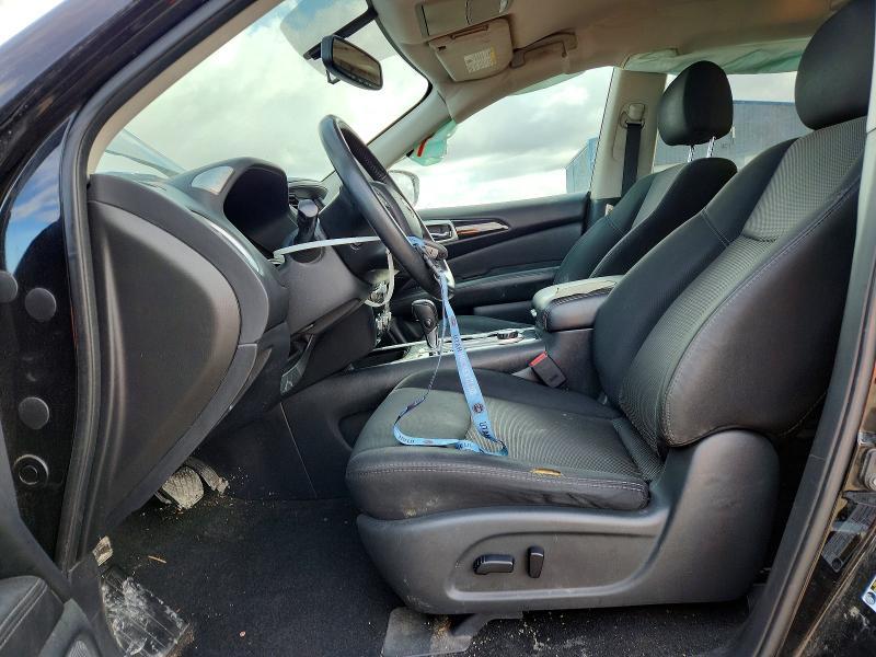 2018 Nissan Pathfinder sv