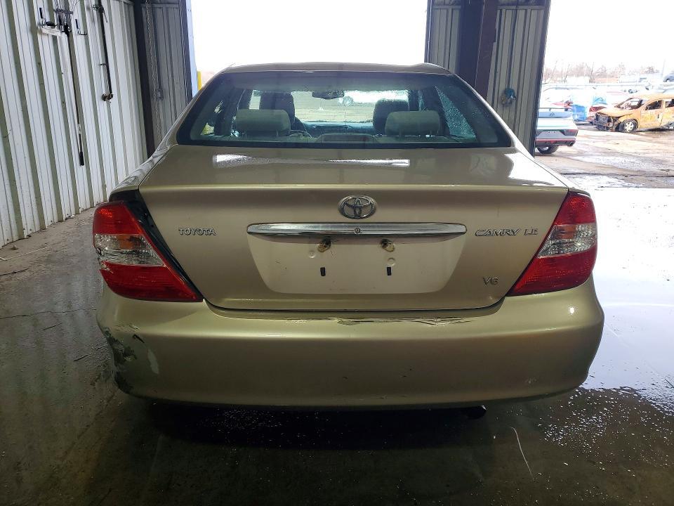 2002 Toyota Camry le