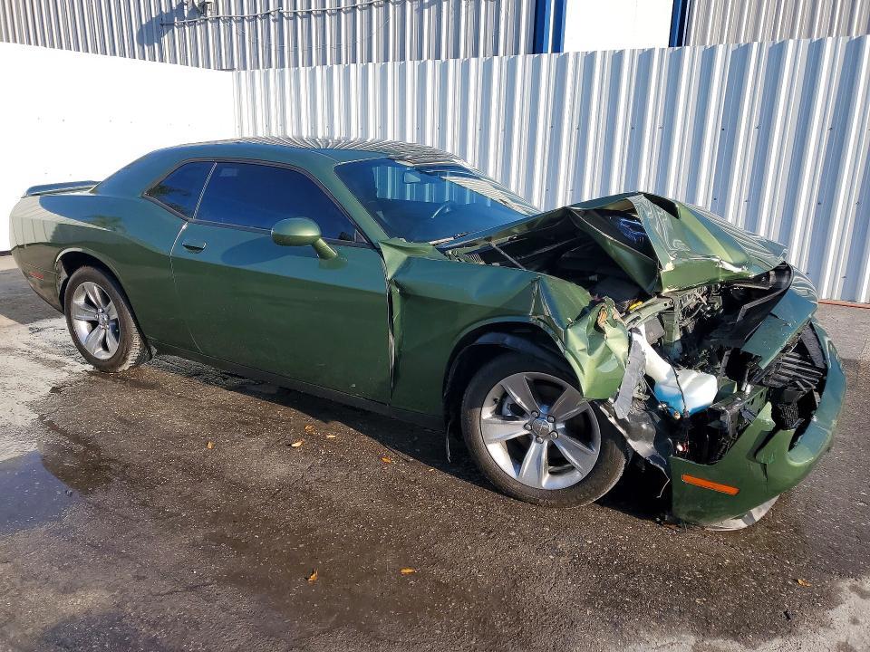 2020 Dodge Challenger sxt
